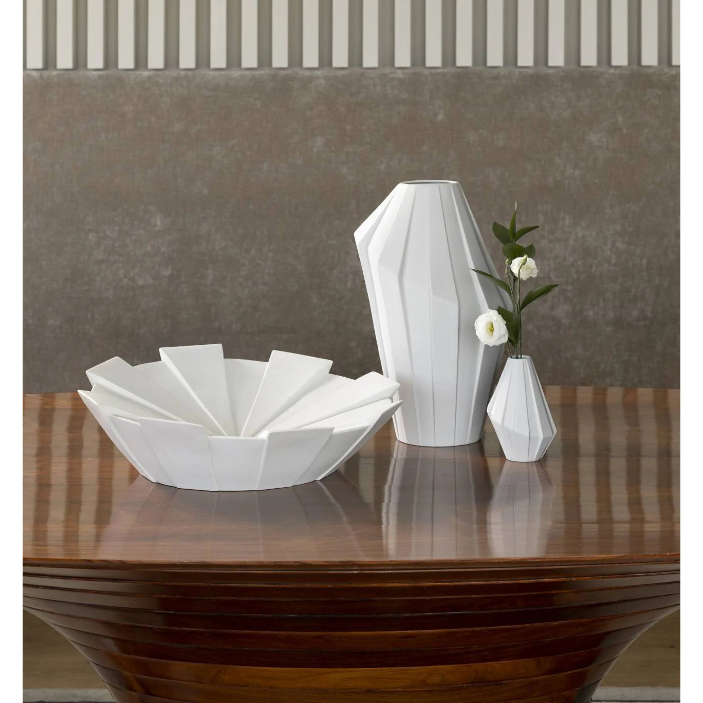 VIsta Alegre Ritmo Centerpiece
