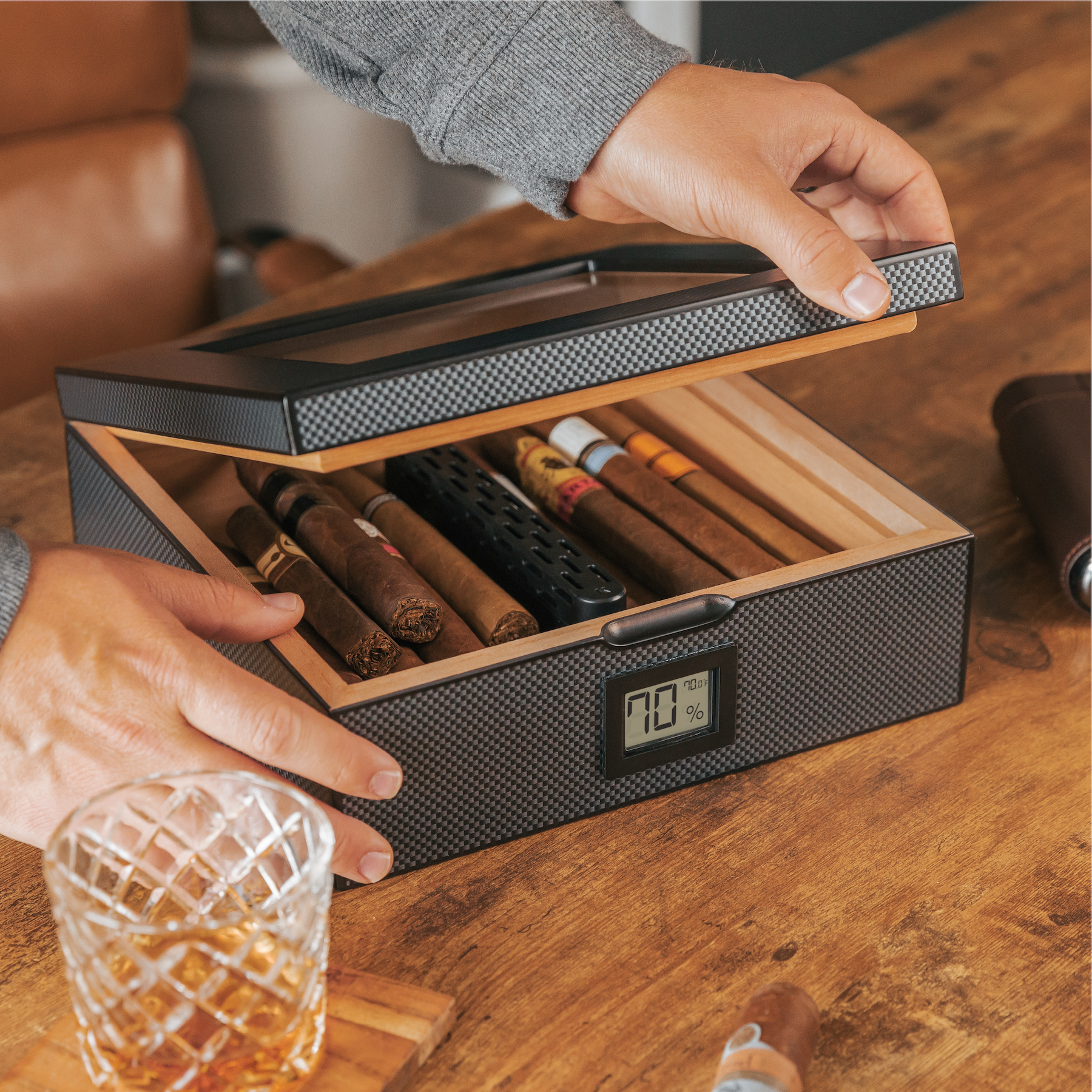 Case Elegance - MAG Humidor - Carbon Fiber
