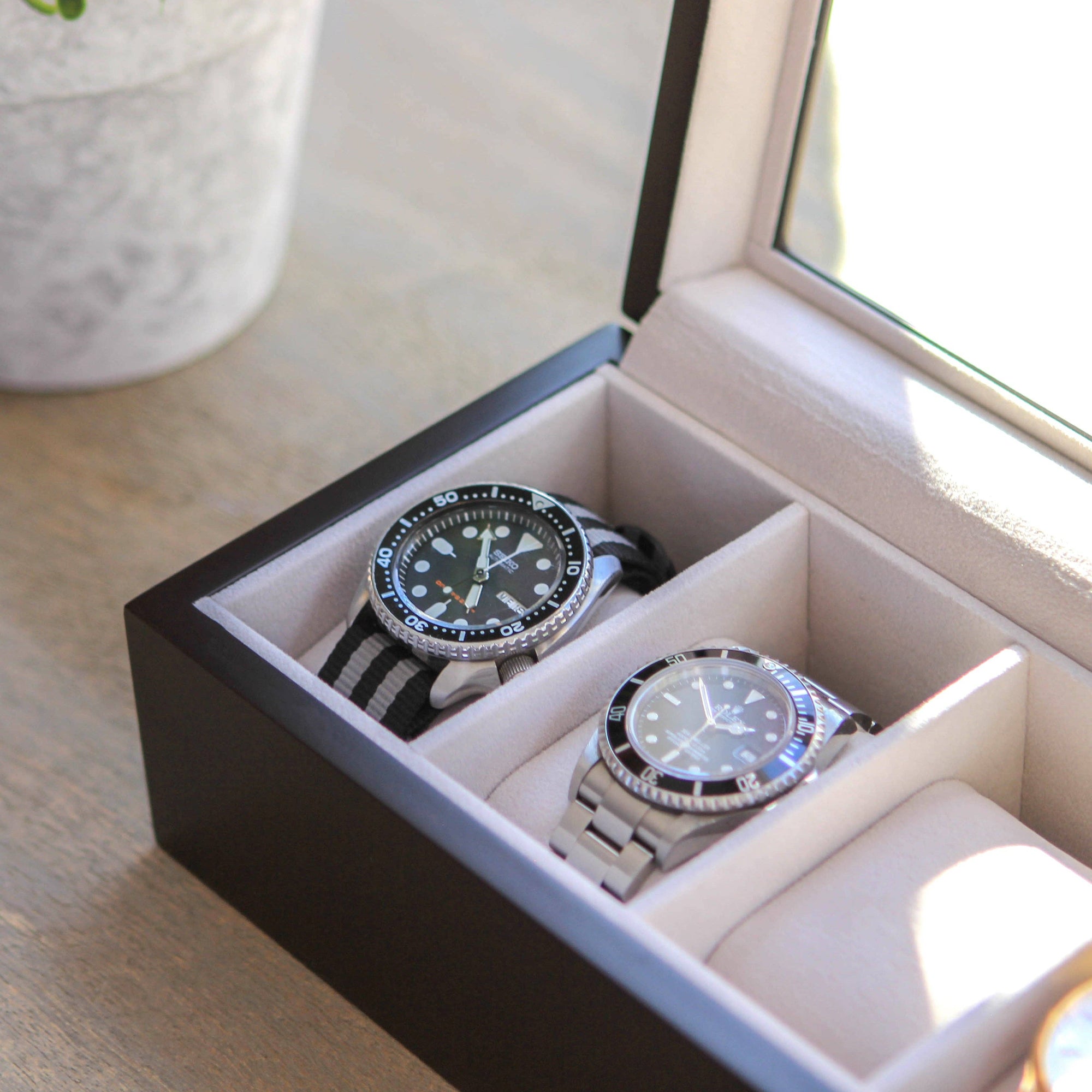 Case Elegance - Solid Wood Watch Box - 6 Slot