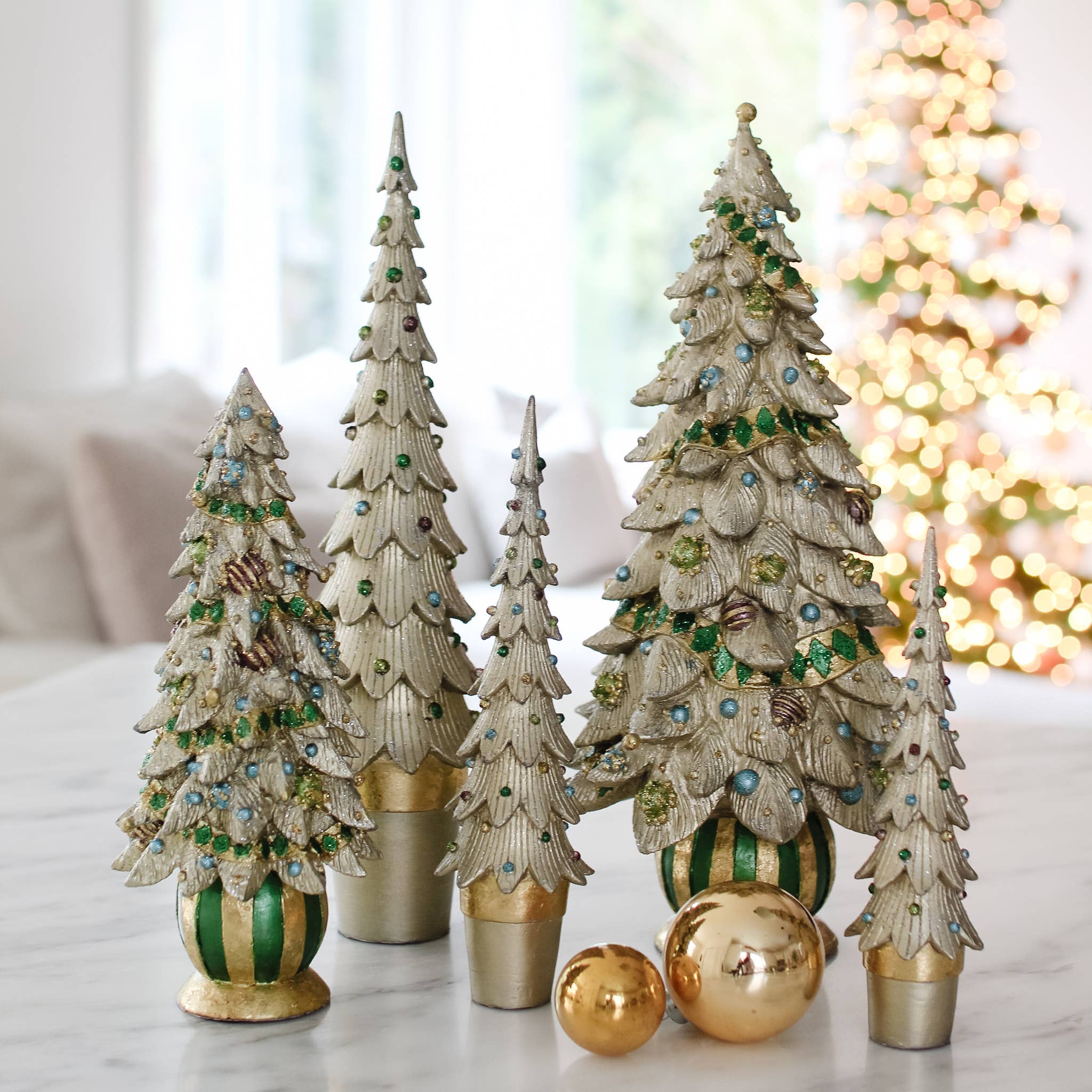Merry Traditions Cone Tree (Mystik Champagne)