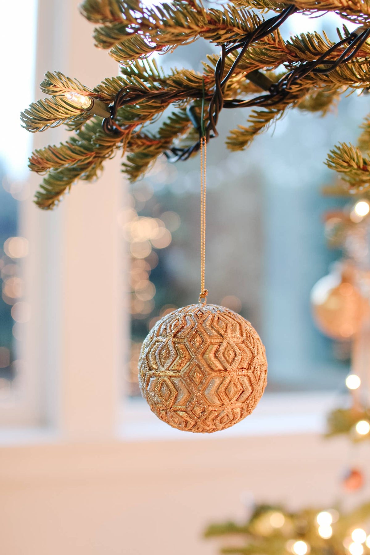 Dekorasyon Gifts  Decor - 3" Oriente Ball Ornament