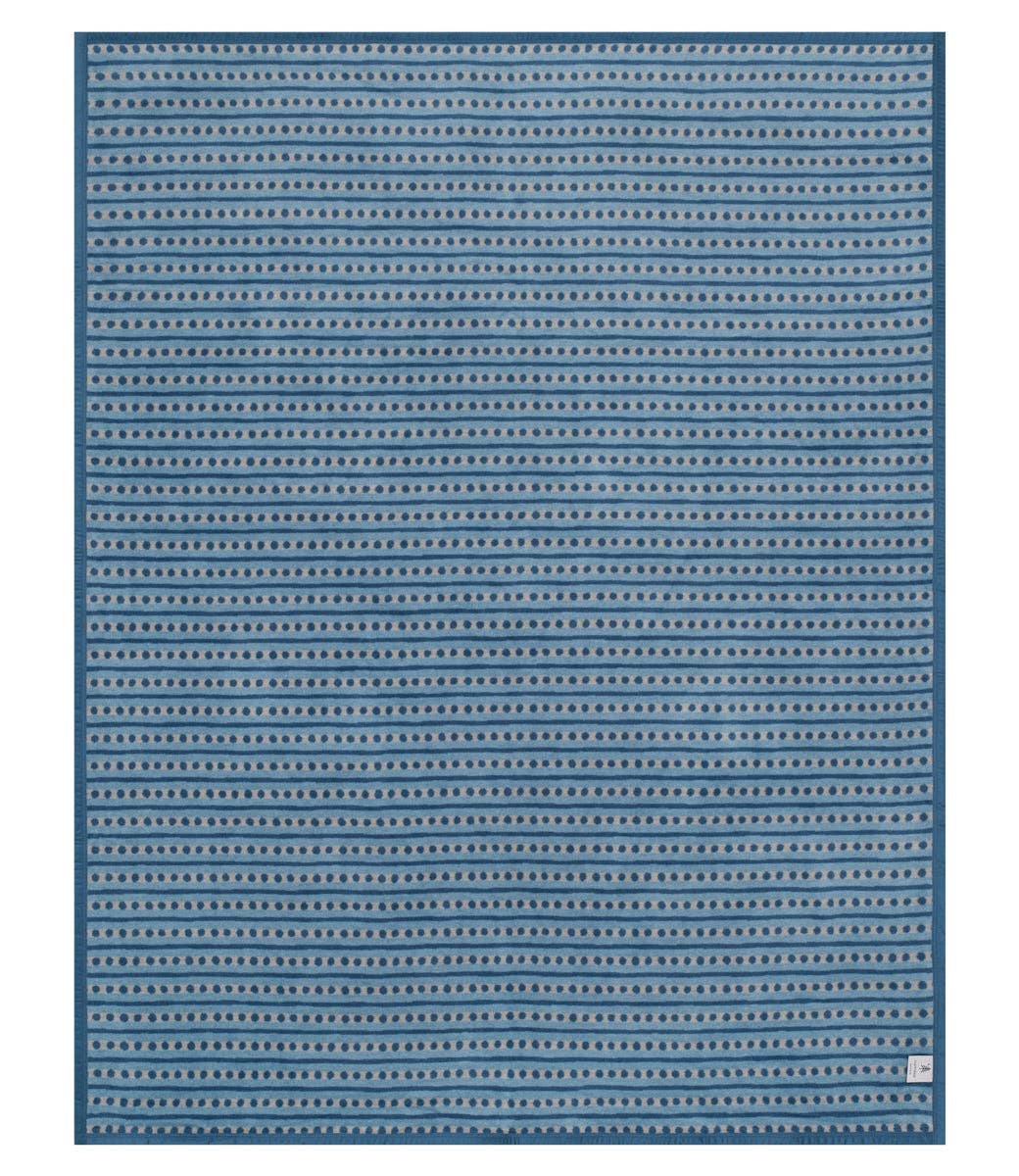 ChappyWrap - Beach Pebble Cornflower Blanket