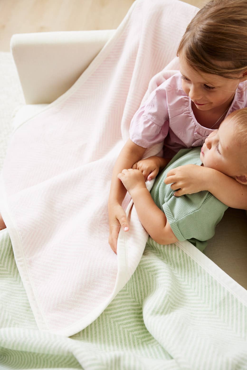 ChappyWrap - Harborview Herringbone Ballet Pink Mini Blanket