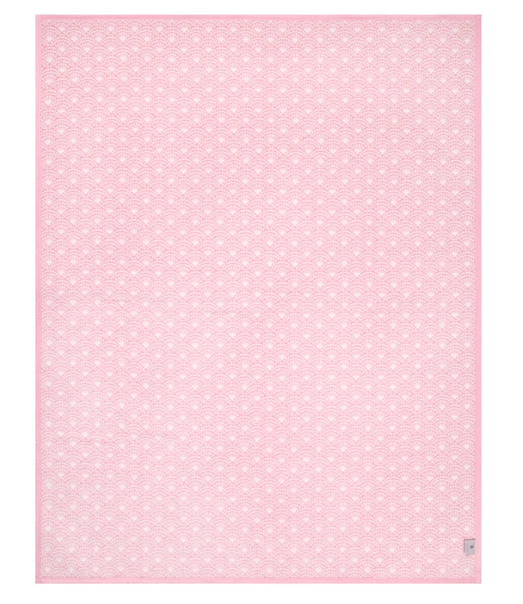 ChappyWrap - Seaside Scallops Blush Blanket