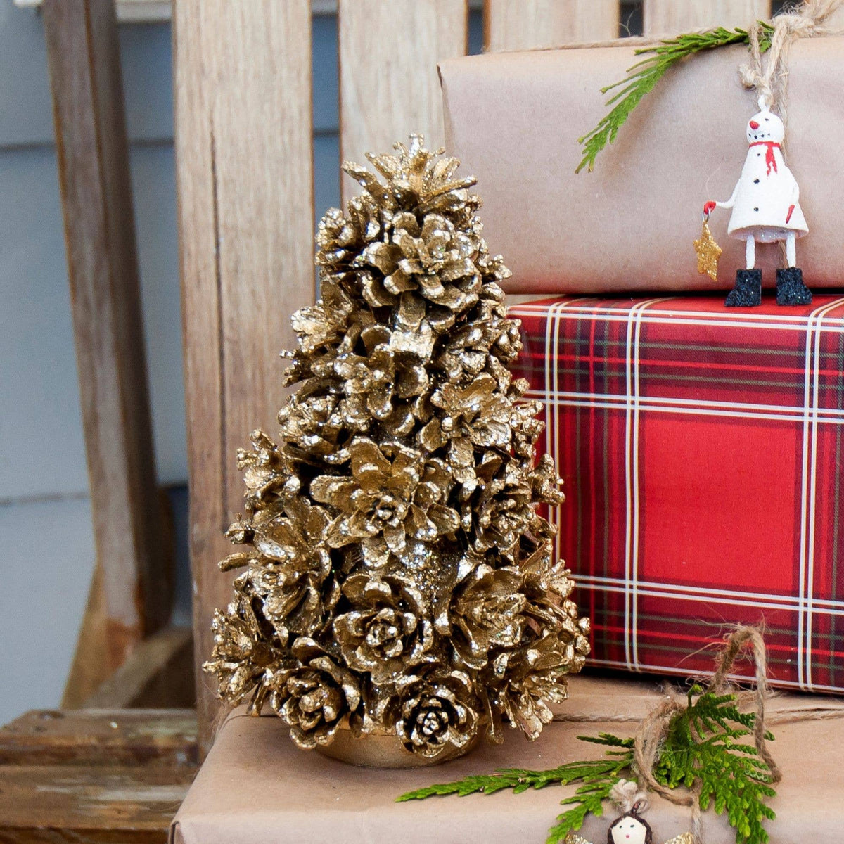 Dekorasyon Gifts  Decor - Pine Cone Tree (All Gold)