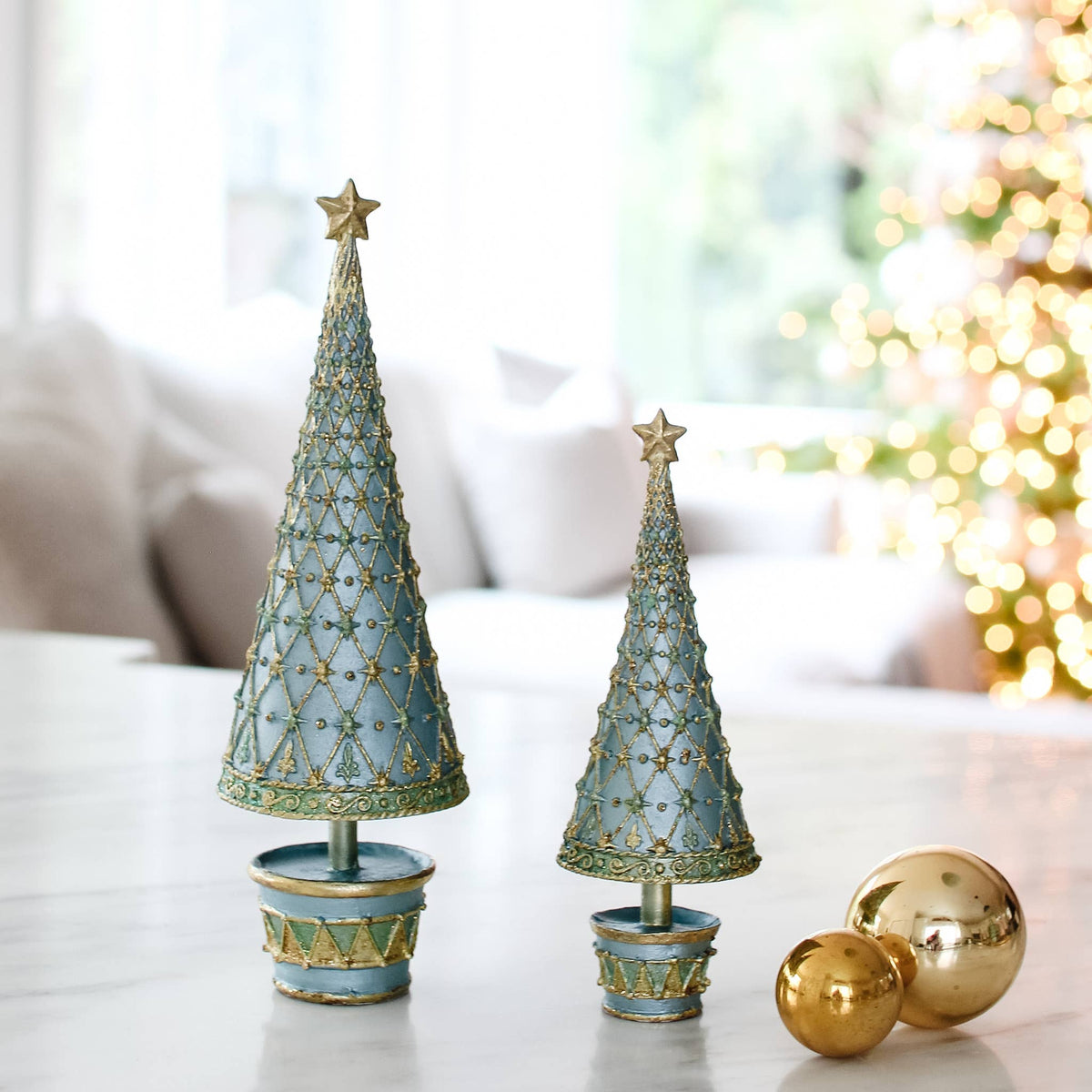 Dekorasyon Gifts  Decor - Fleur De Lis Tree w/Drum Base (Blue Haze)