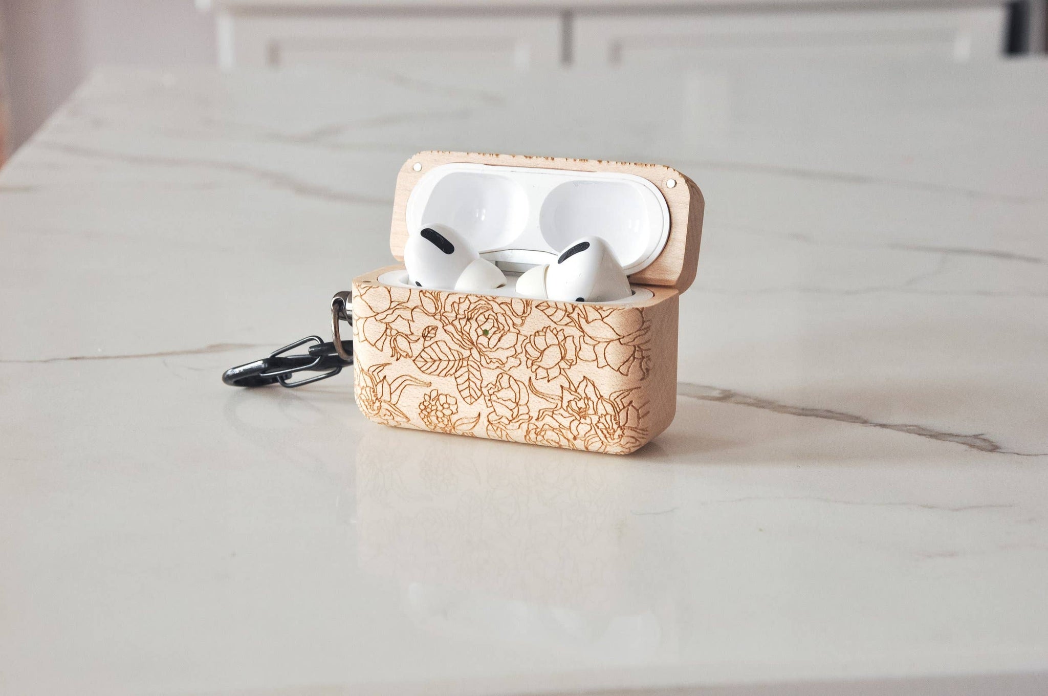 Lucca - Wood Airpod Pro Case