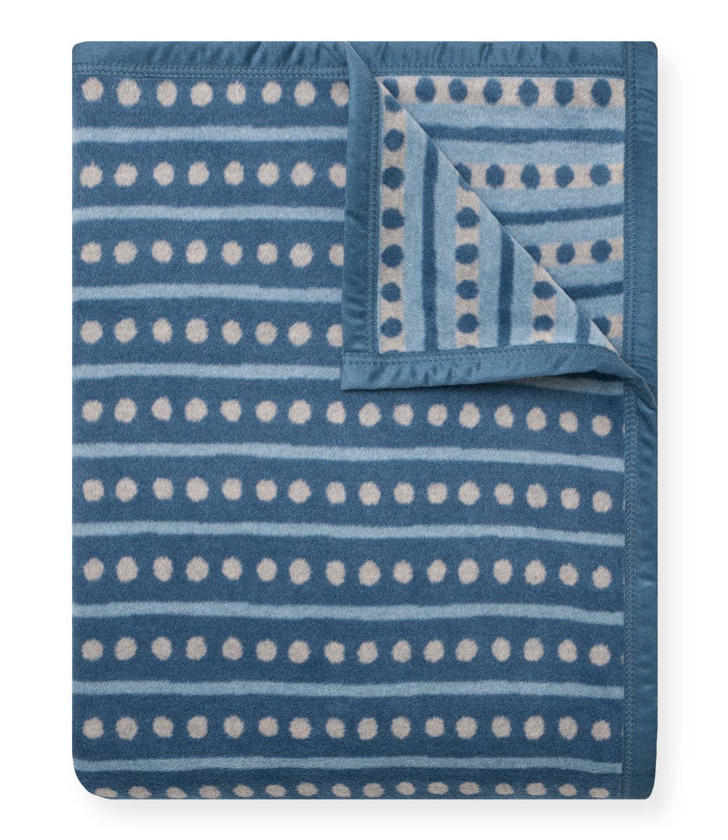 ChappyWrap - Beach Pebble Cornflower Blanket