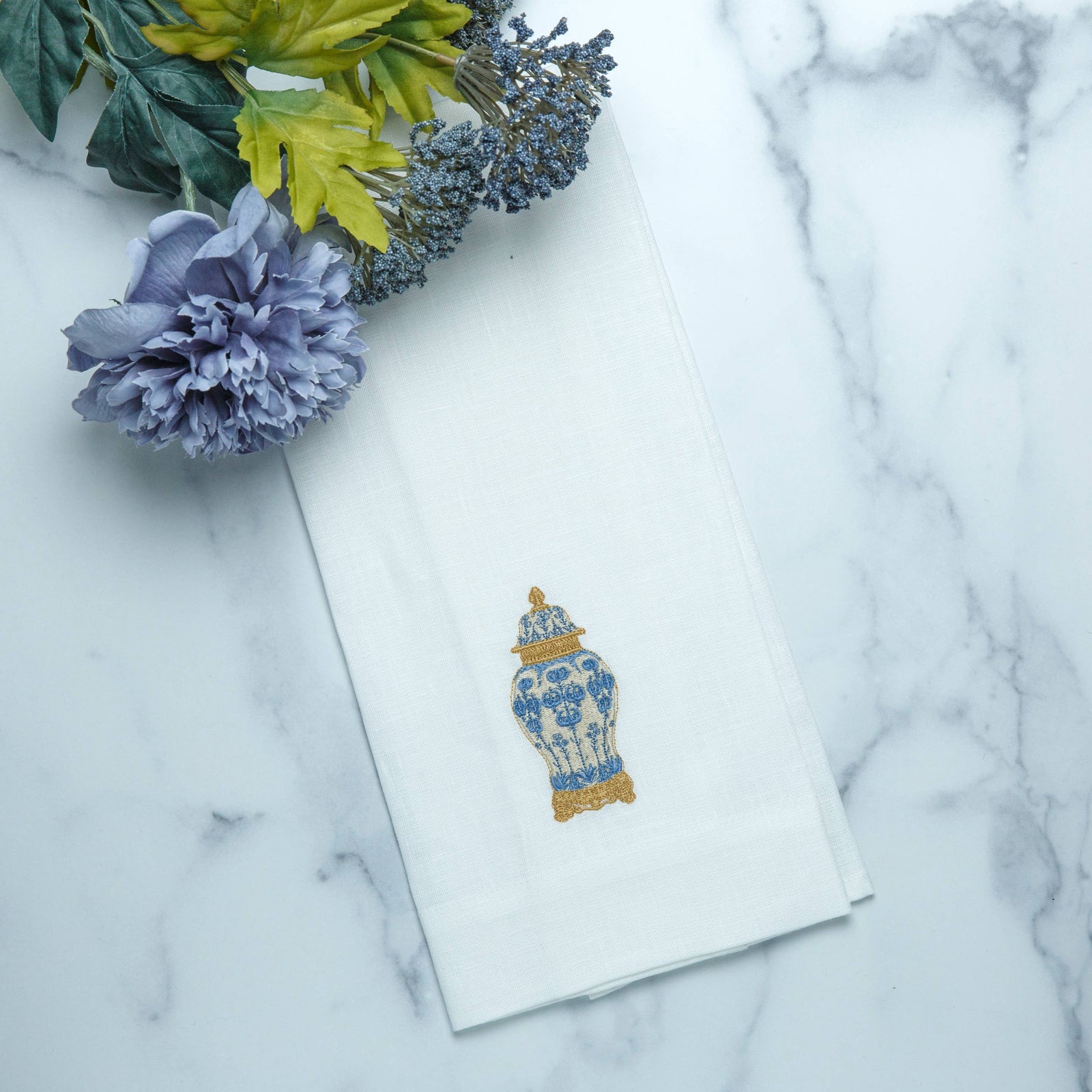 Arte Italica & Crown Linen Designs - Chinoiserie Filagree Jar Towel