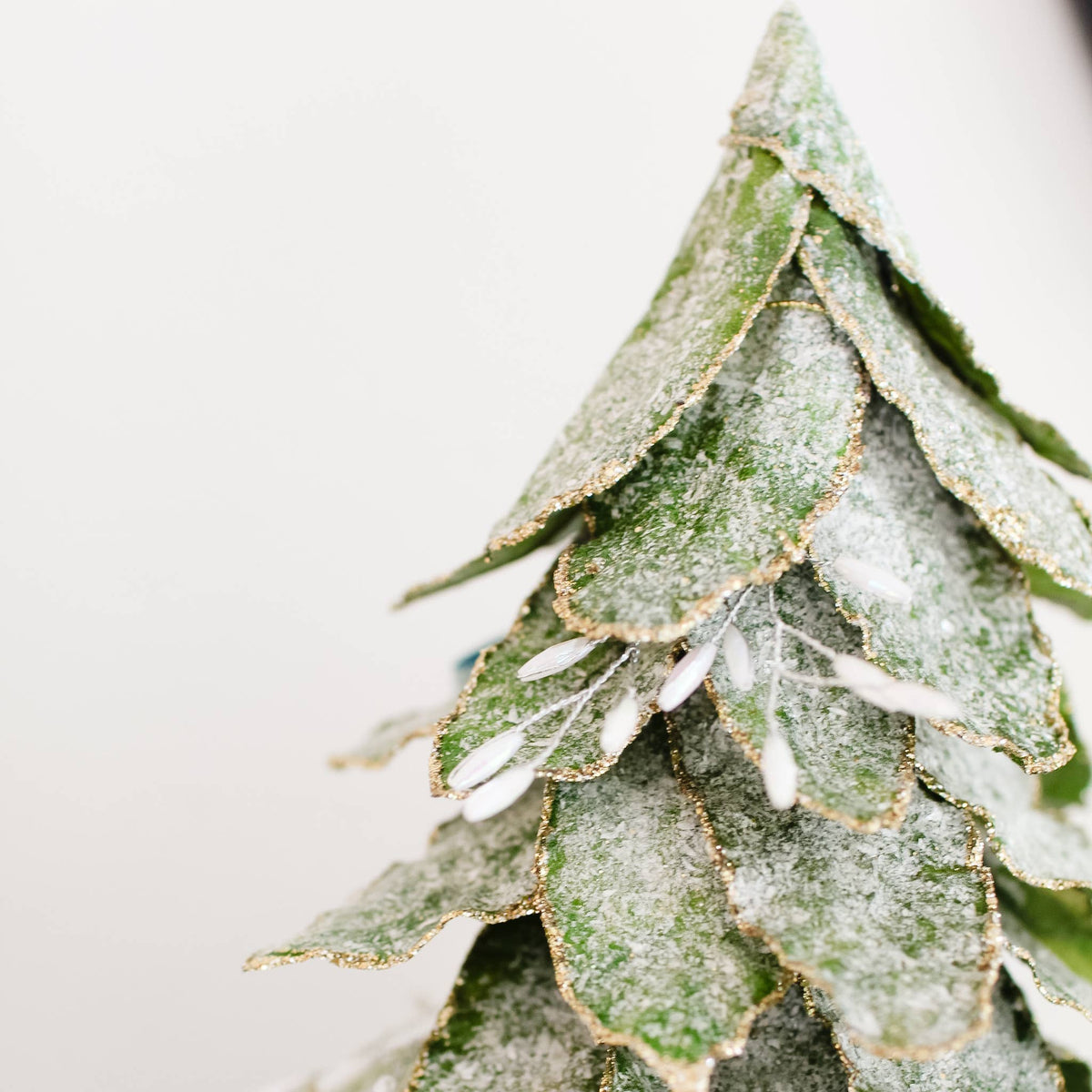 Dekorasyon Gifts  Decor - Flocked Leaf Jewel Tree (Green White Wash)