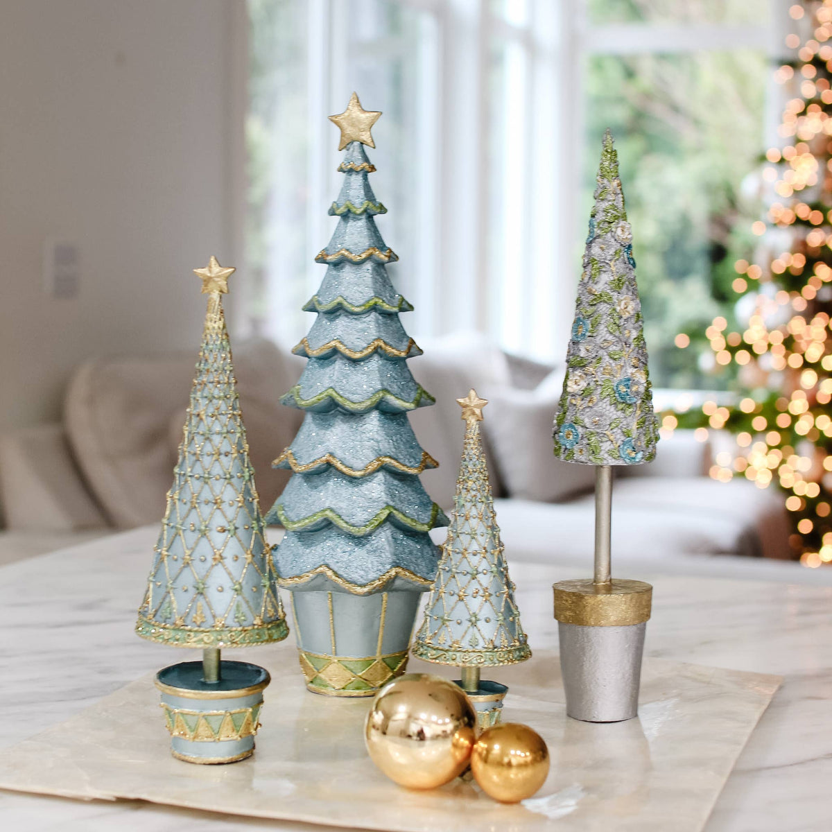 Dekorasyon Gifts  Decor - Fleur De Lis Tree w/Drum Base (Blue Haze)