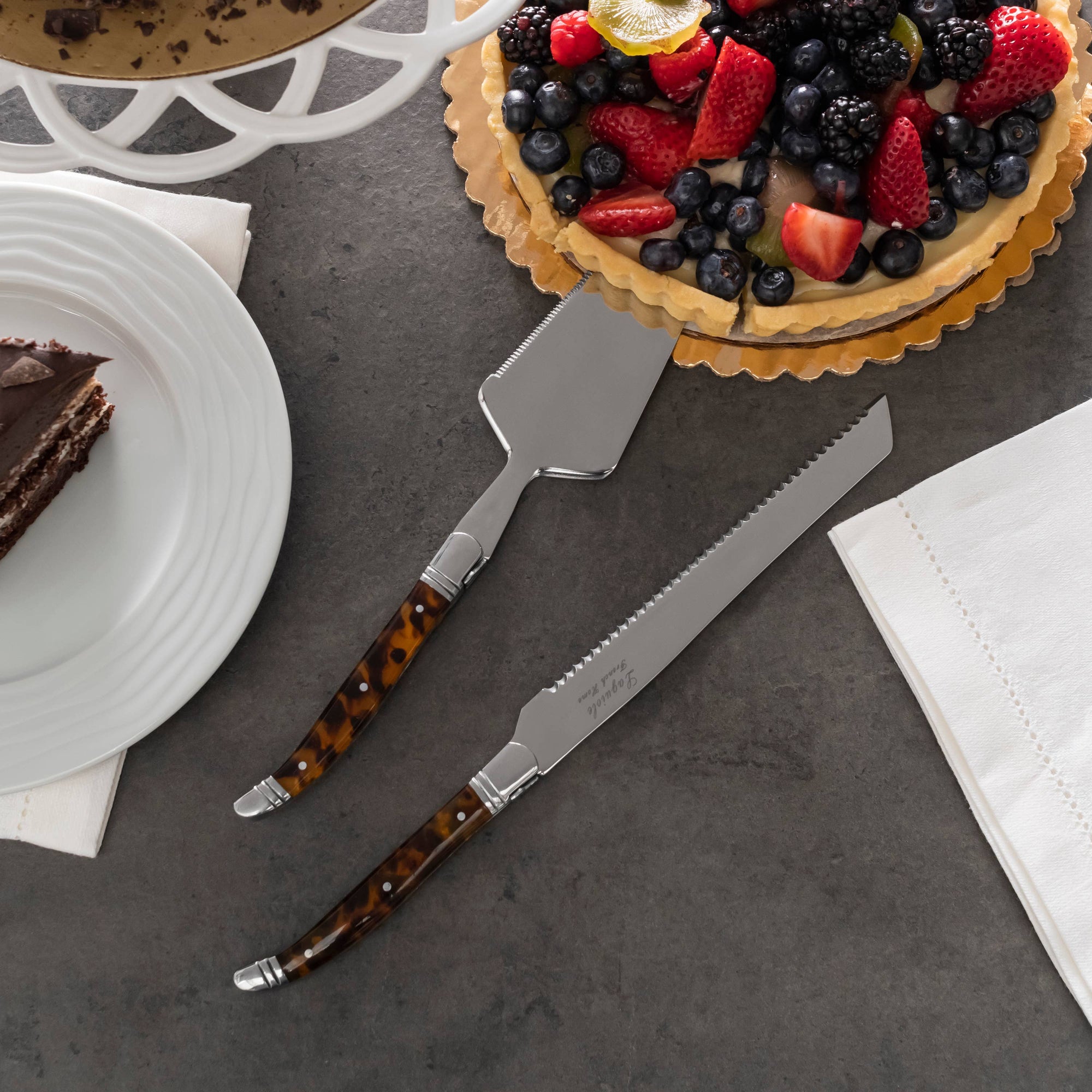 French Home - Connoisseur Laguiole Tortoise Shell Cake & Pie Server Set
