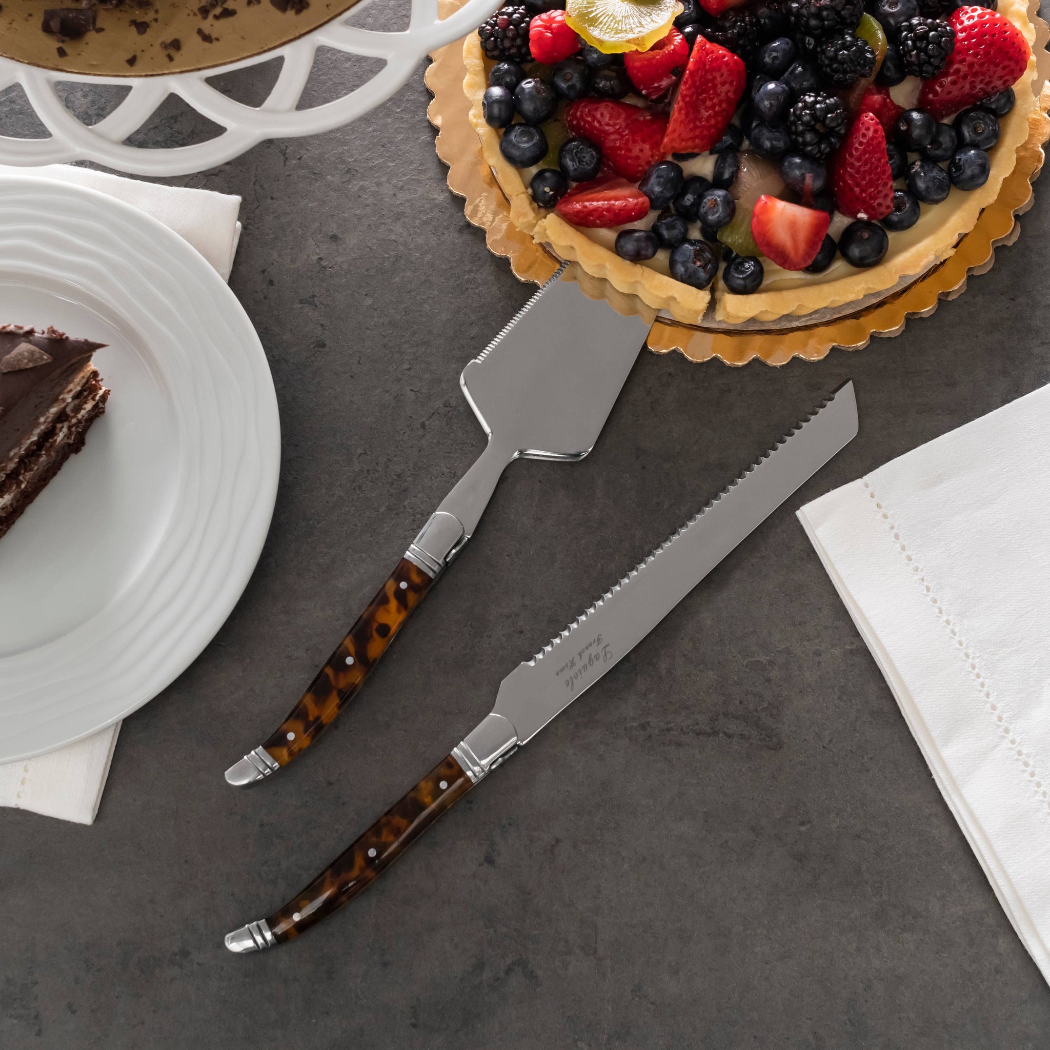 French Home - Connoisseur Laguiole Tortoise Shell Cake & Pie Server Set