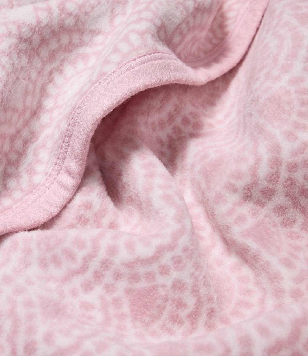 ChappyWrap - Seaside Scallops Blush Blanket