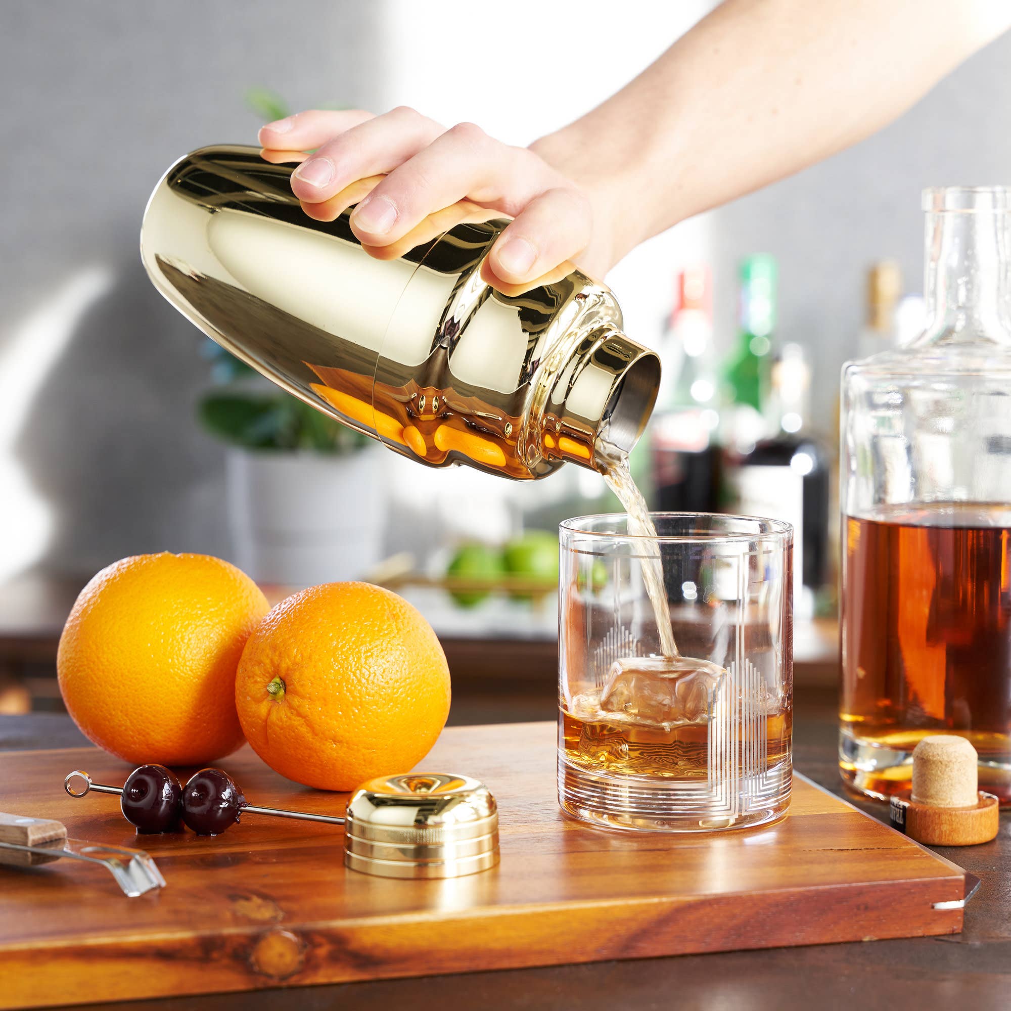 Viski - Belmont™ Gold Plated Heavyweight Cocktail Shaker w Strainer