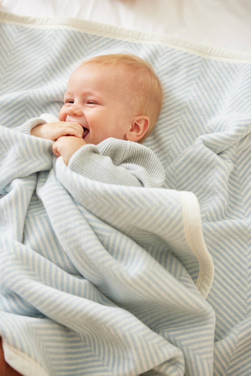 ChappyWrap - Harborview Herringbone Sky Mini Blanket