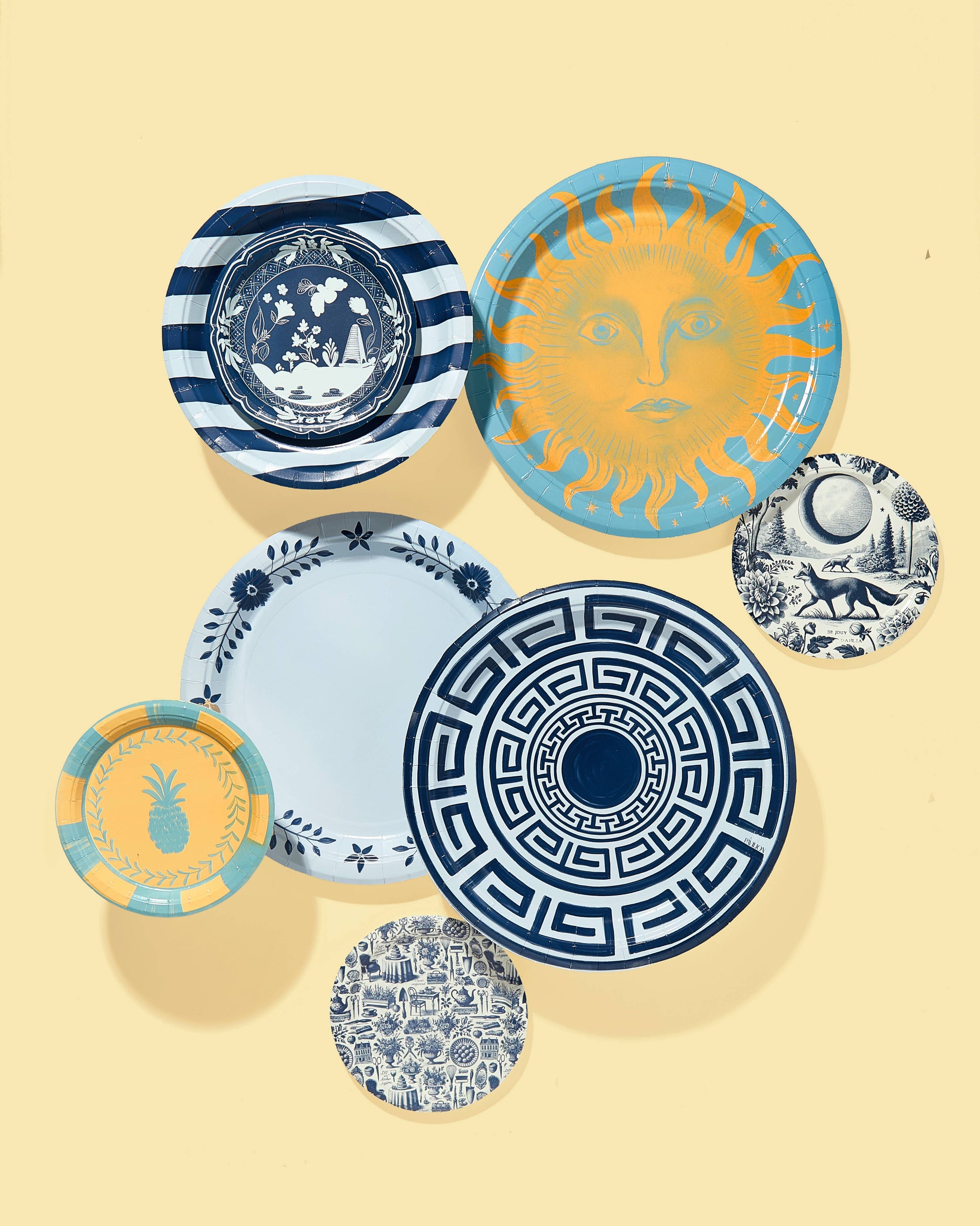 Pavilion Paper - Mini Hors D'oeuvre Navy and White Foxy Dahlia Toile Paper Plate - 8 pack