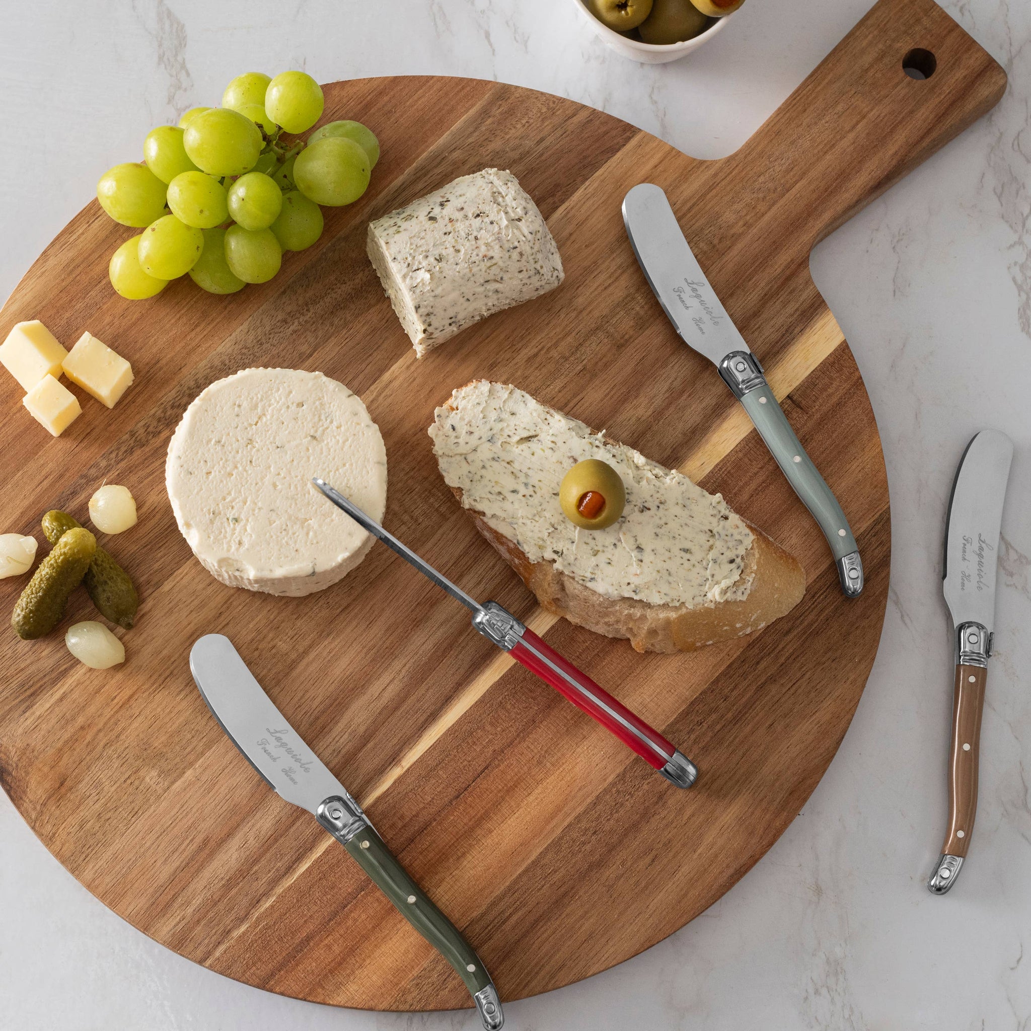 French Home - French Home 4 Piece Laguiole Spreader Set - Holly Berry