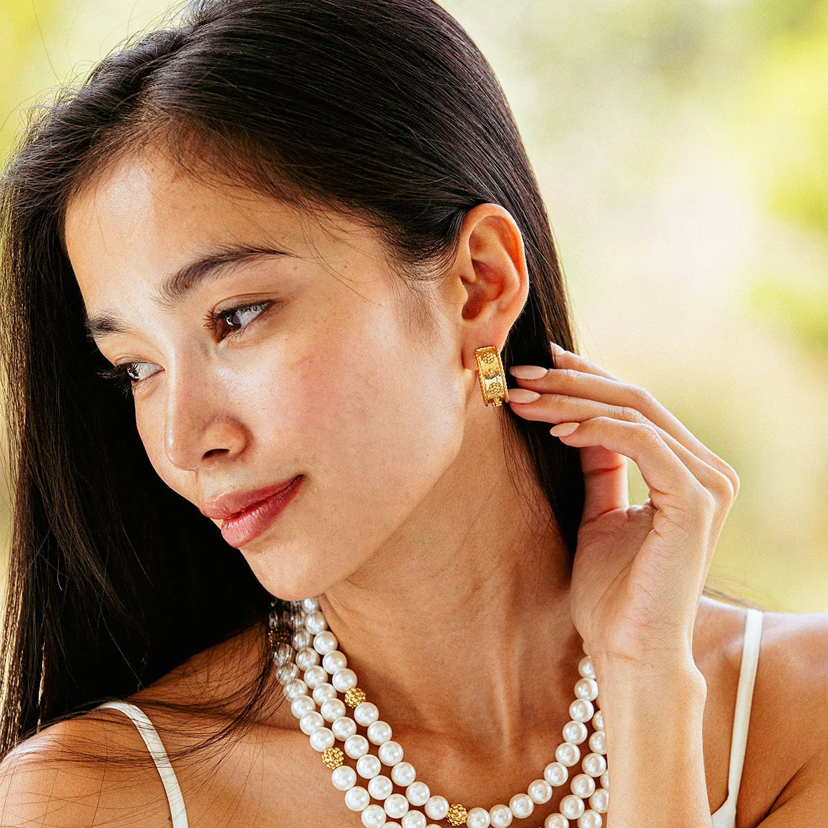 Capucine De Wulf Berry Classic Small Hoop Earrings - Gold
