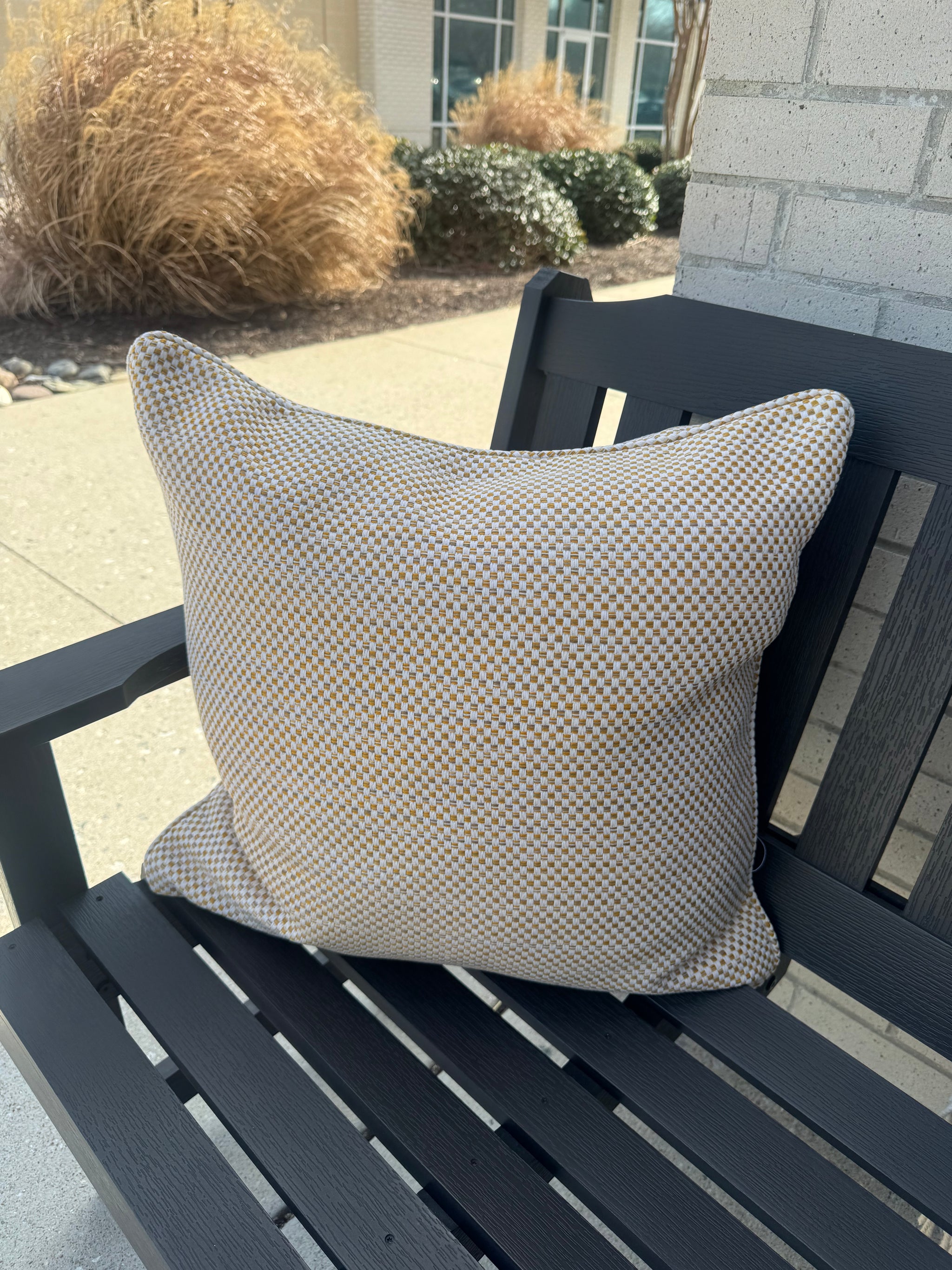 Schumacher Pacifica Pillow In Maize