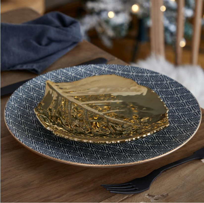 Hydrangea Leaf Platter 9" (2 Colors)