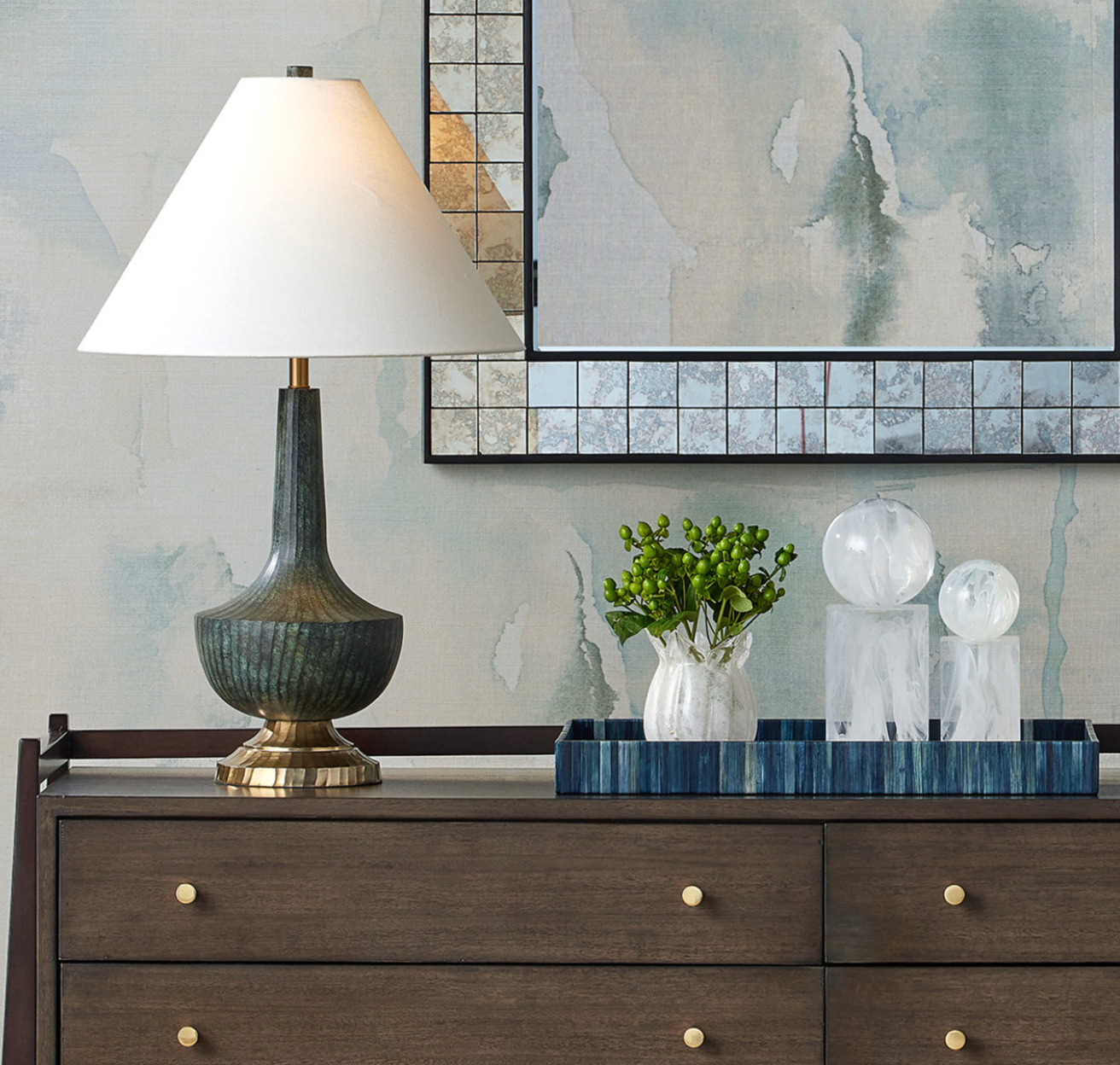 Nova White Objects Set of 2