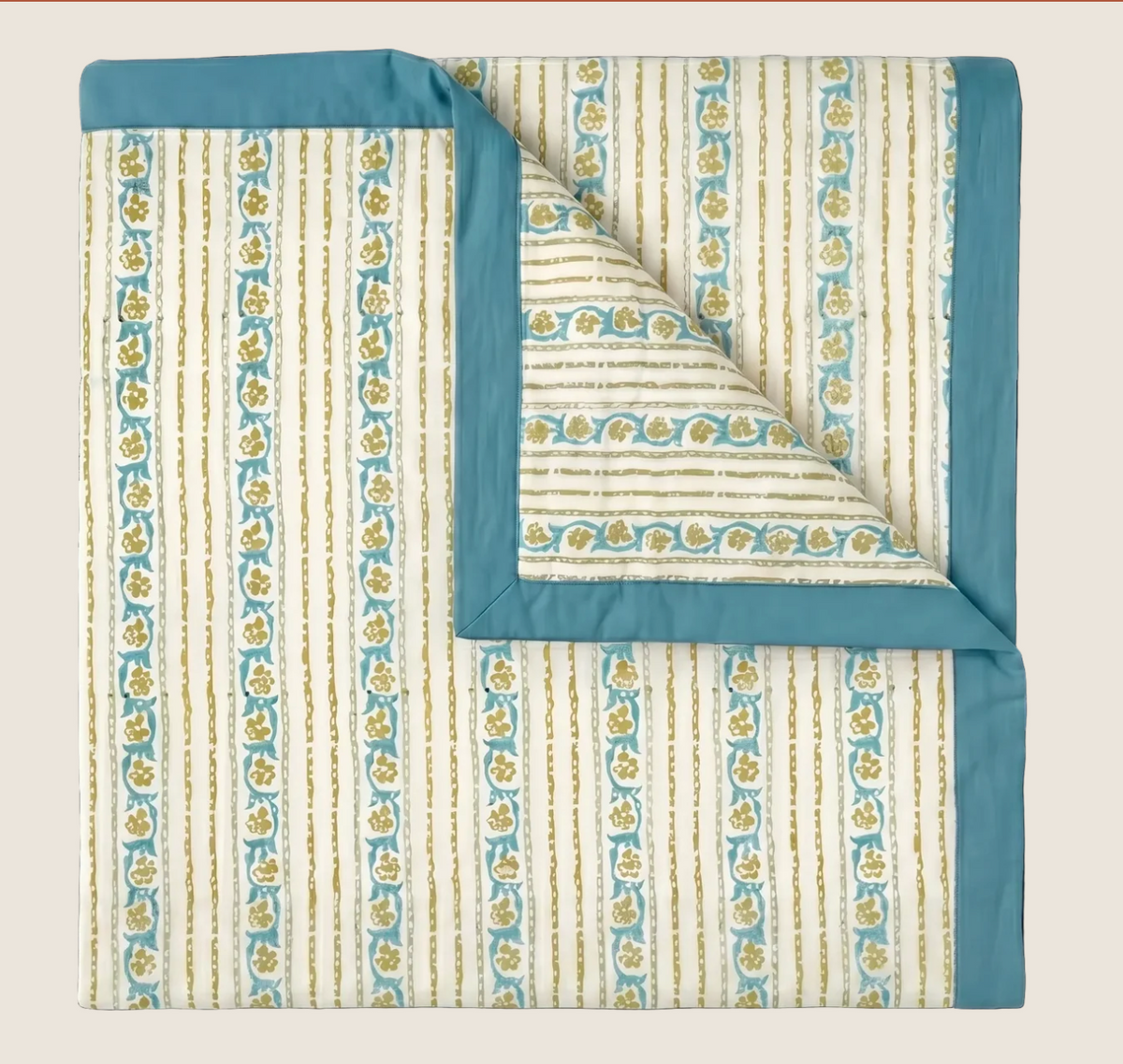 Elise Quilt Queen Seafoam