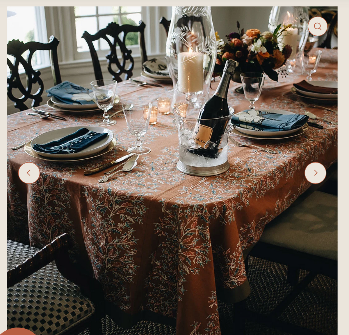 Holly Vine Tablecloth 72x127