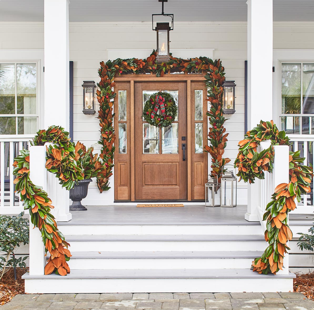 The Original Magnolia Garland 10'