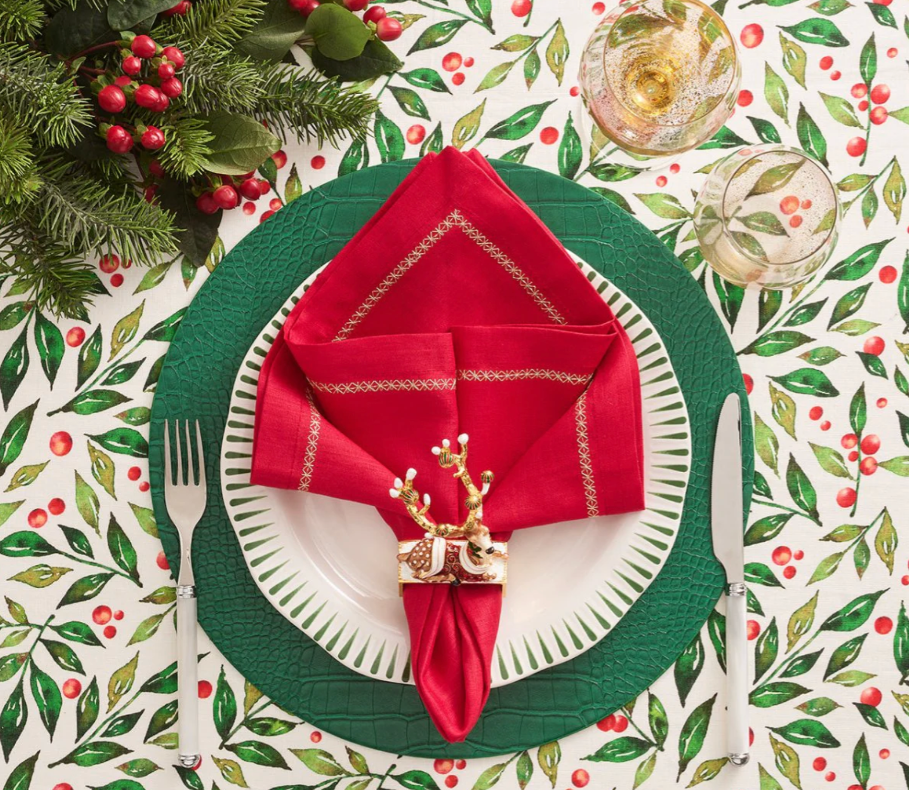 Kim Seybert Blitzen Napkin Ring in Brown & Multi, Set of 4