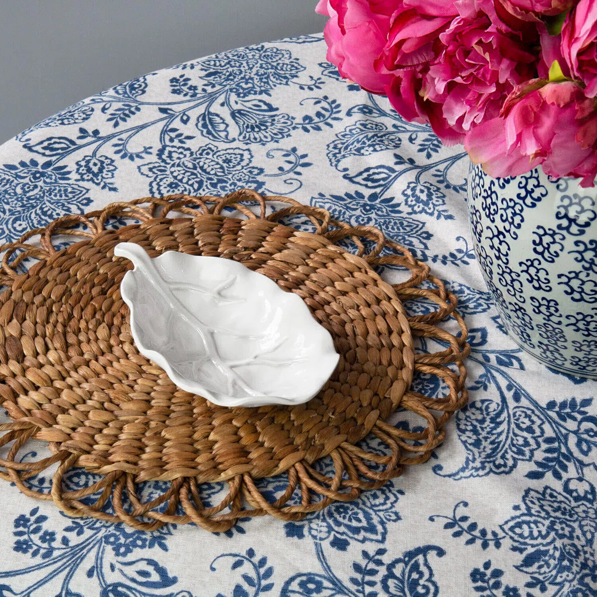 Vida Lettuce Leaf Chip & Dip (White)