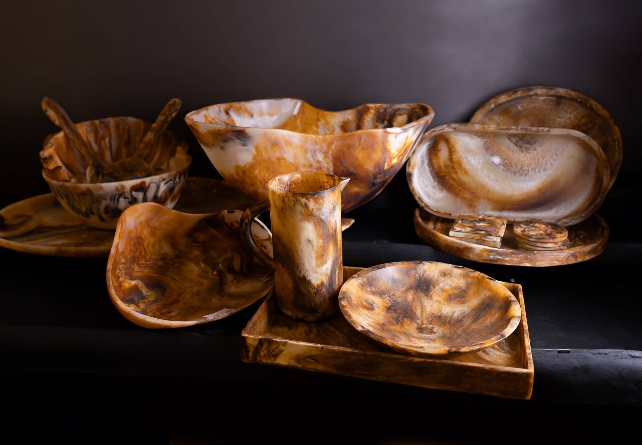 BIDKhome - Tortoiseshell Salad Bowl Dia 11.80"