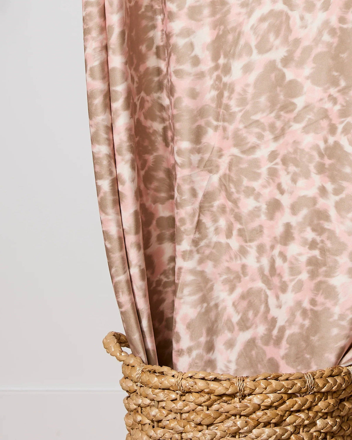 Geometry - Soft Umber Butter Blanket