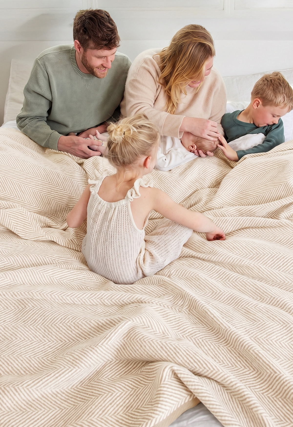 ChappyWrap - Harborview Herringbone Cream Blanket