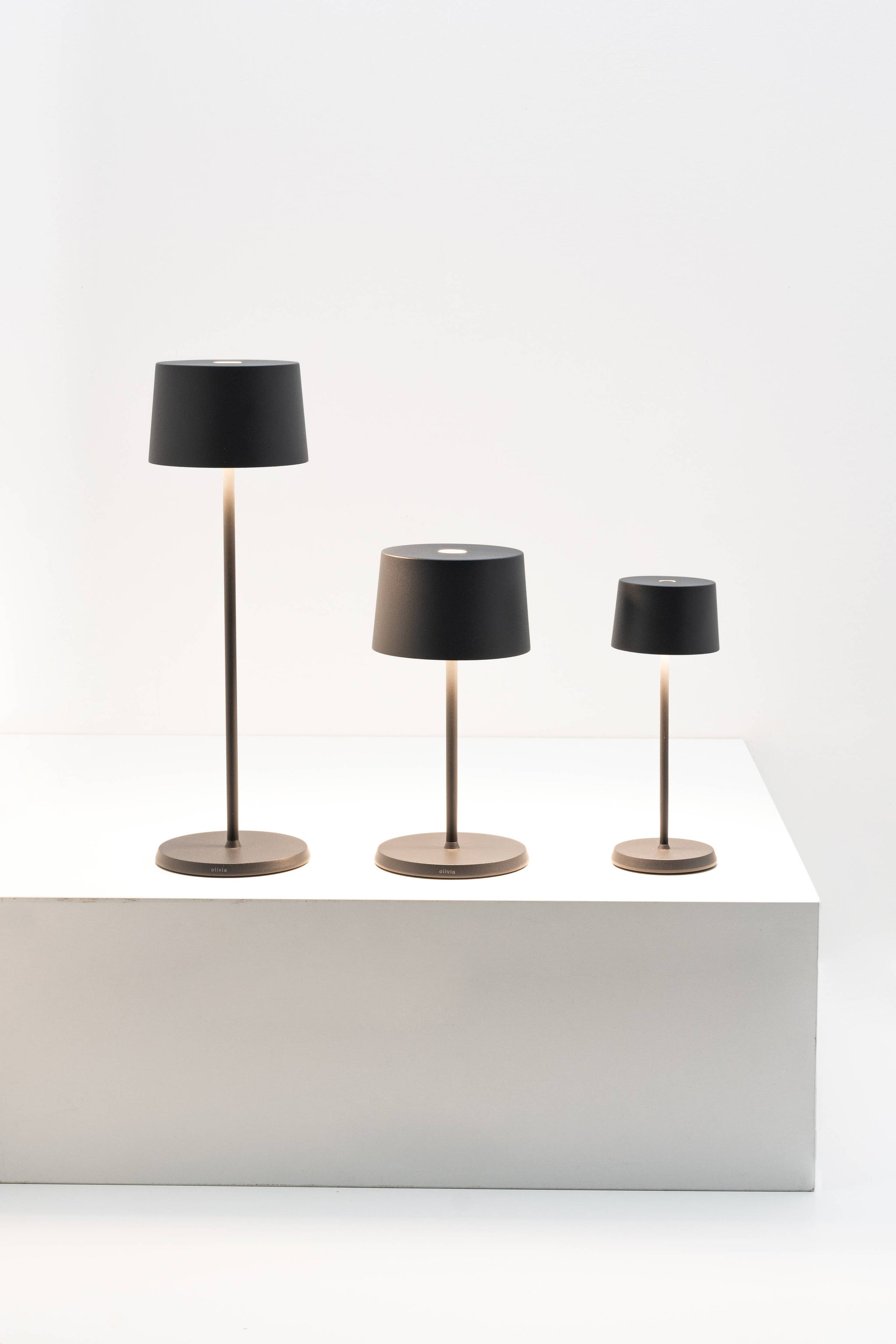 Zafferano America - Olivia Pro Lamp