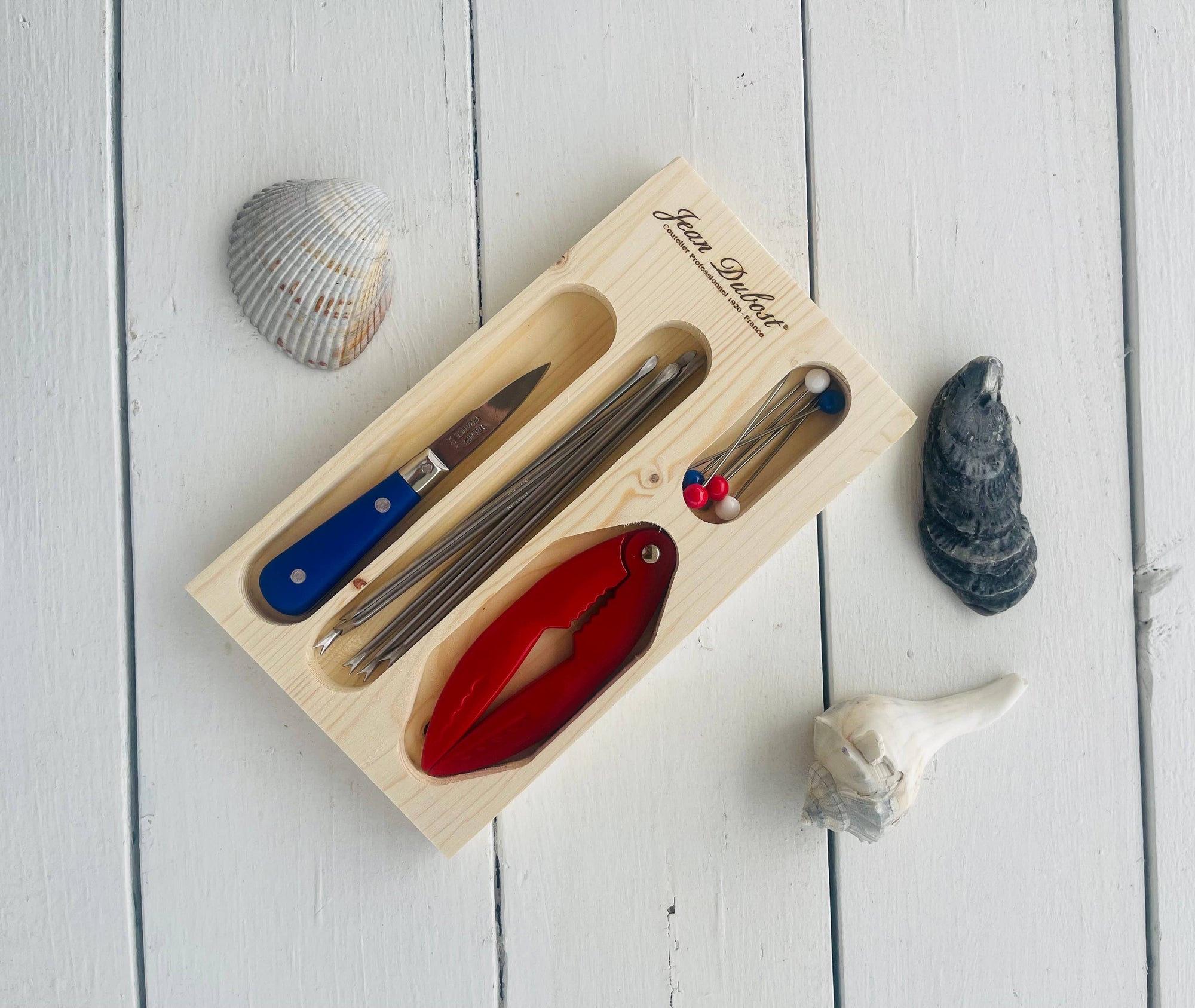 The French Farm - Jean Dubost 4 piece Seafood Set in Paris Colors