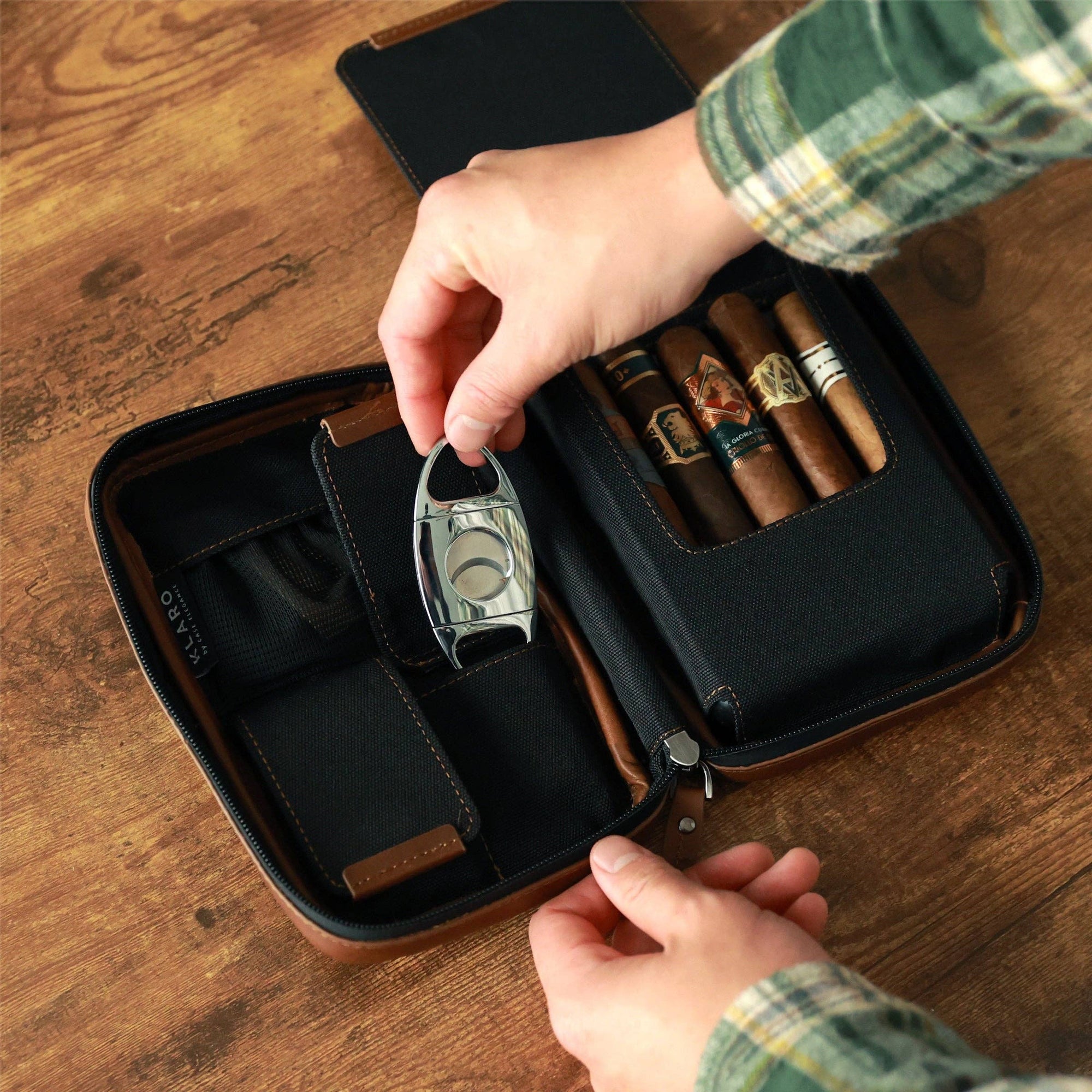 Case Elegance - Brown Flint Travel Leather Cigar