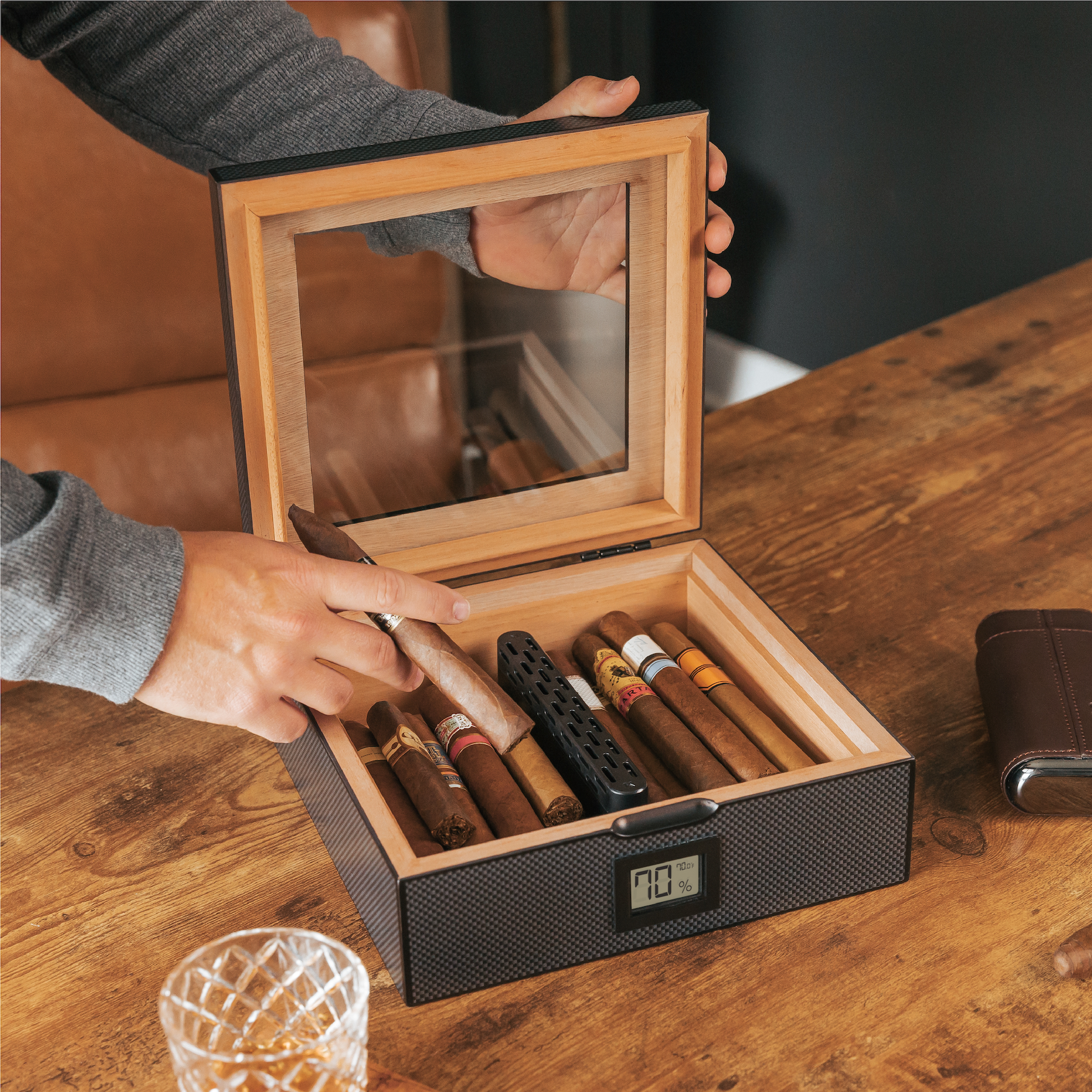 Case Elegance - MAG Humidor - Carbon Fiber