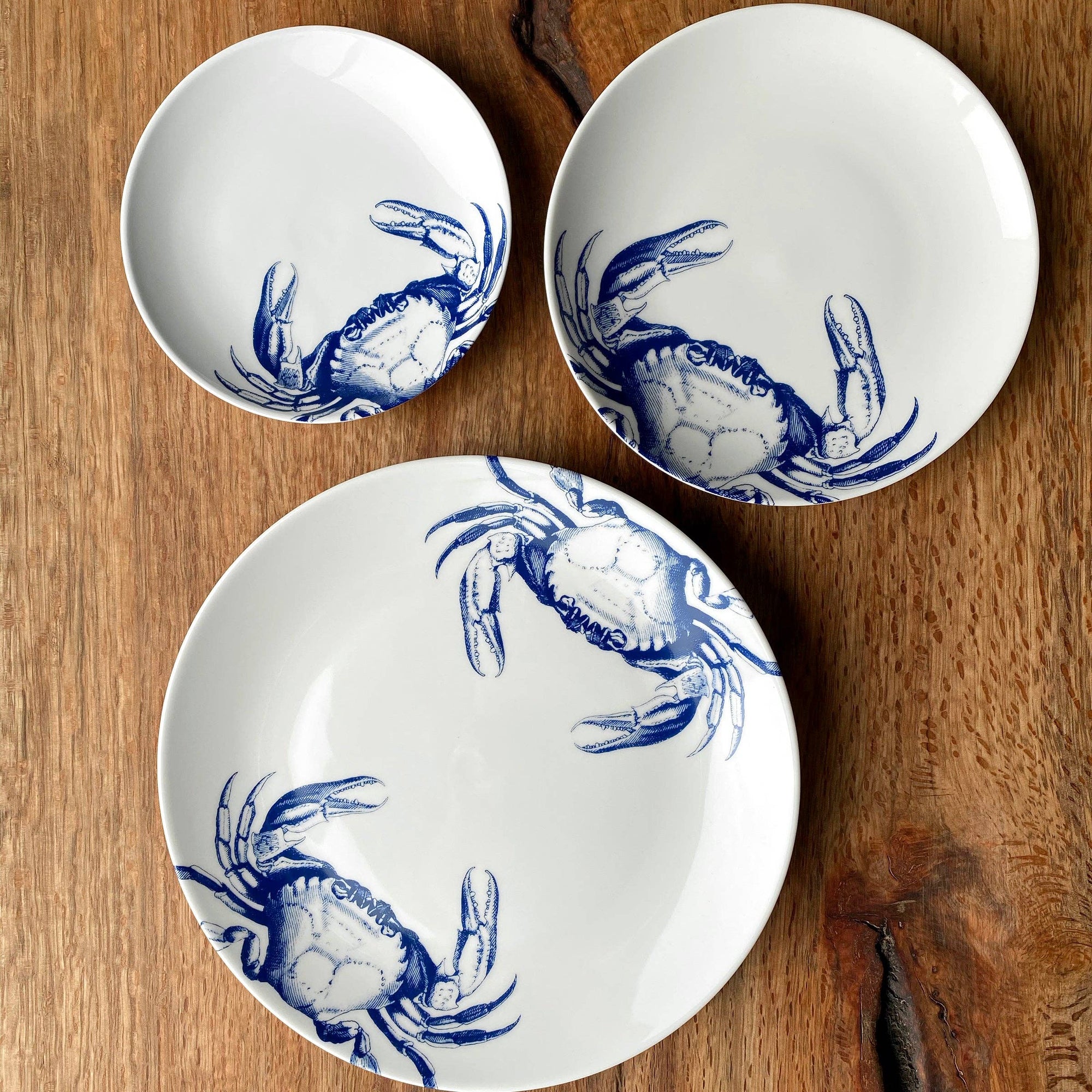 Caskata - Crabs Coupe Dinner Plate Blue