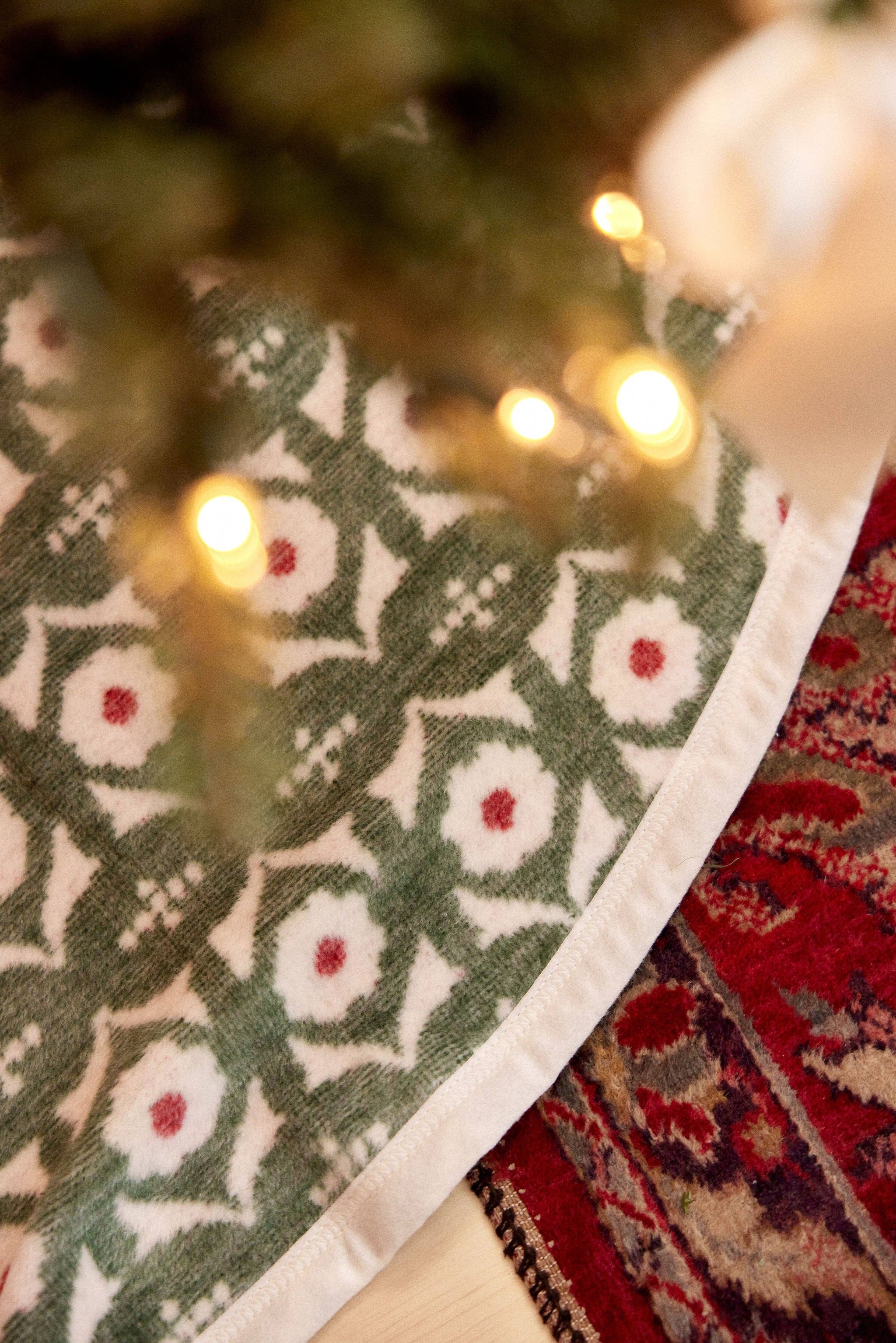 ChappyWrap - Frances Floral Christmas Tree Skirt
