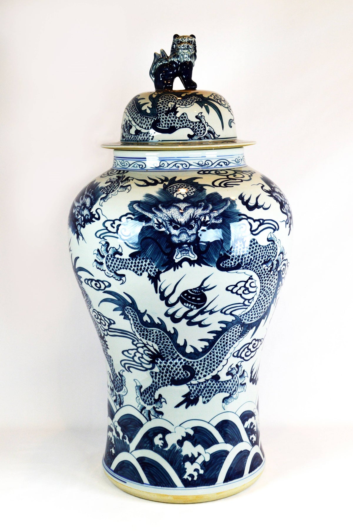 The French Bee & Co - Ginger Jar, Chinoiserie Blue & White, Dragon Motif, XL