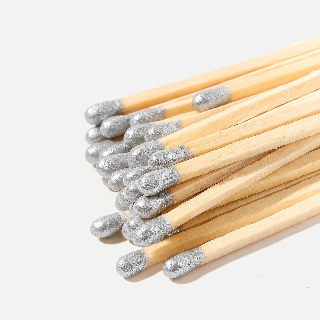 Tart By Taylor - Round Match Striker | Silver Matches