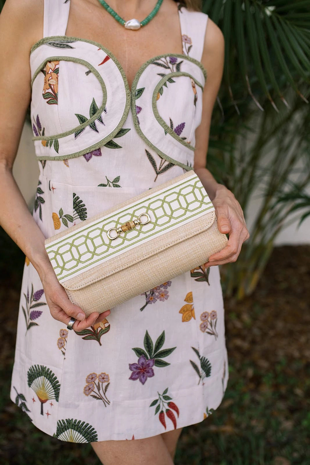 Straw Avery Clutch - Green Octagon Band Crab