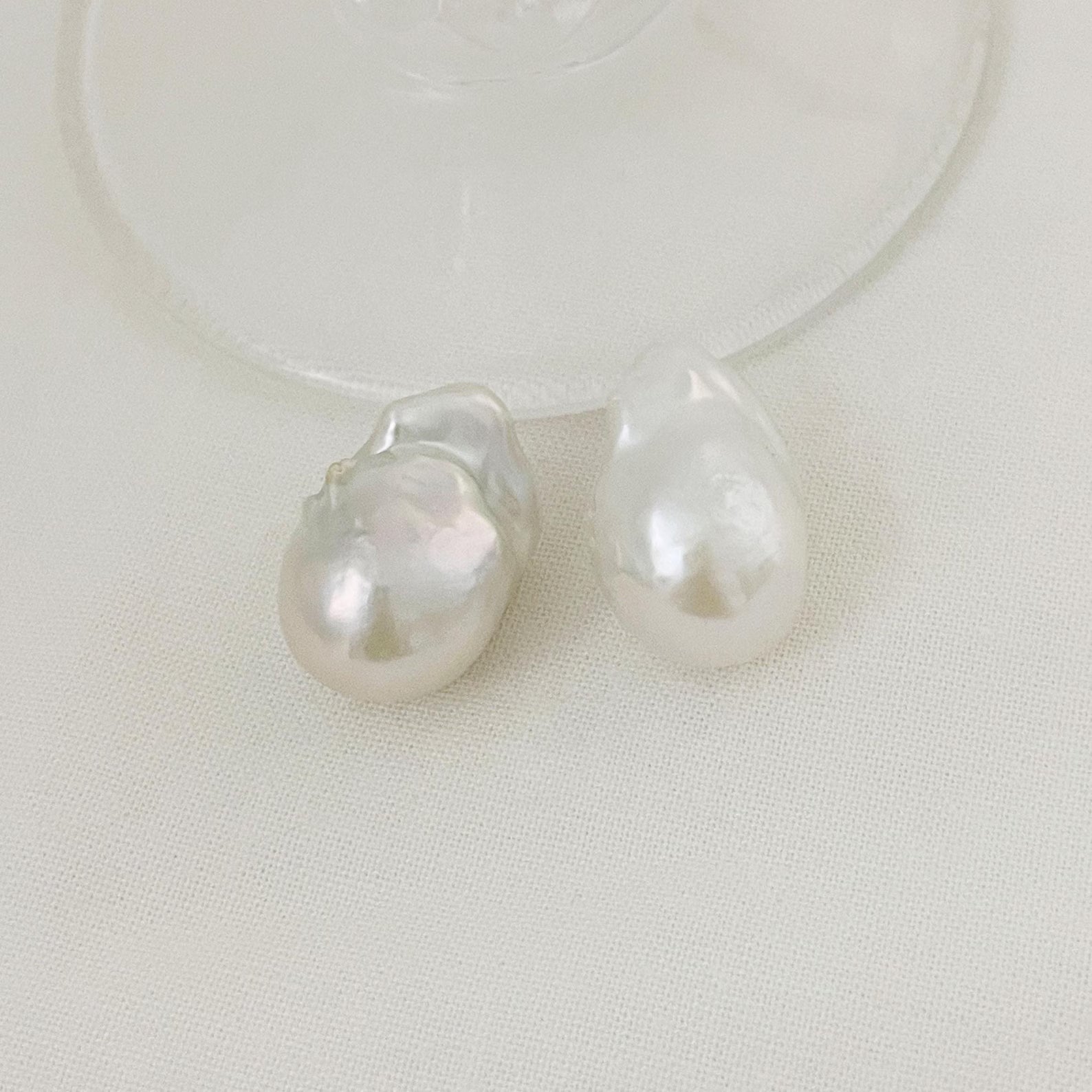 MELA Baroque White Pearl Stud Earrings